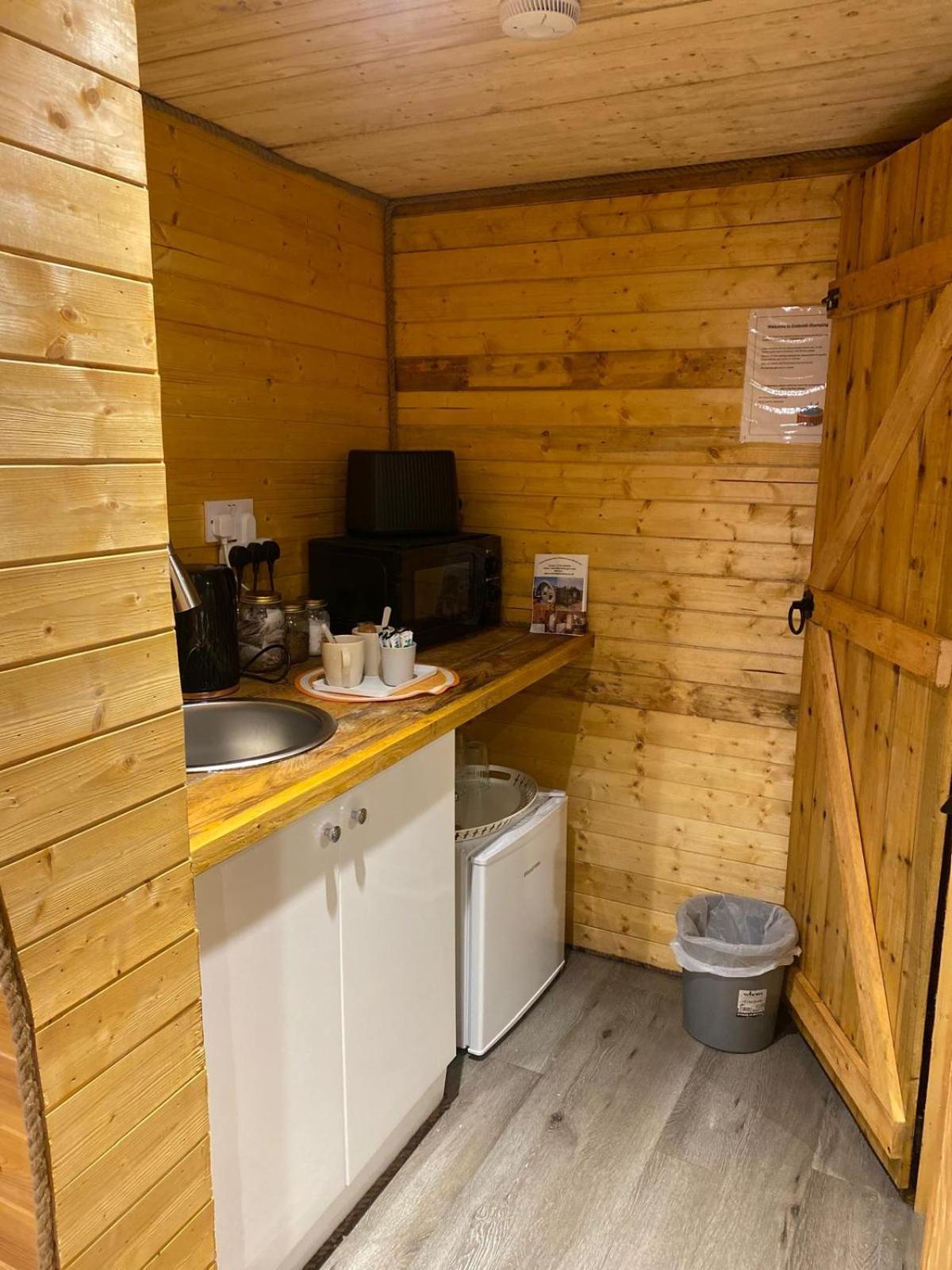 Crabmill Glamping Bewdley酒店 外观 照片